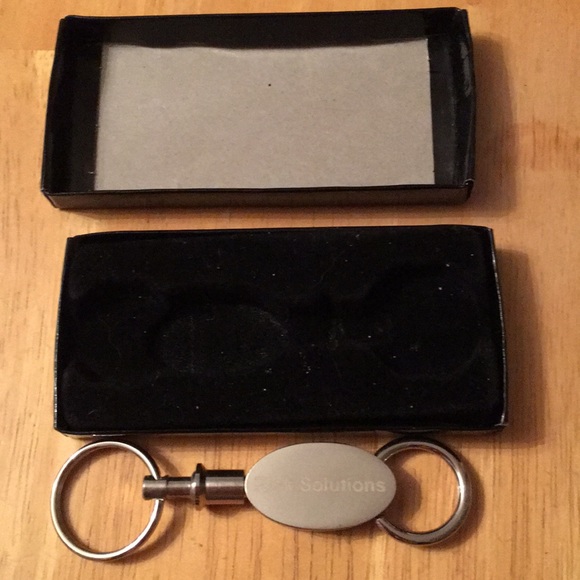 LexisNexis Keychain - Picture 2 of 4